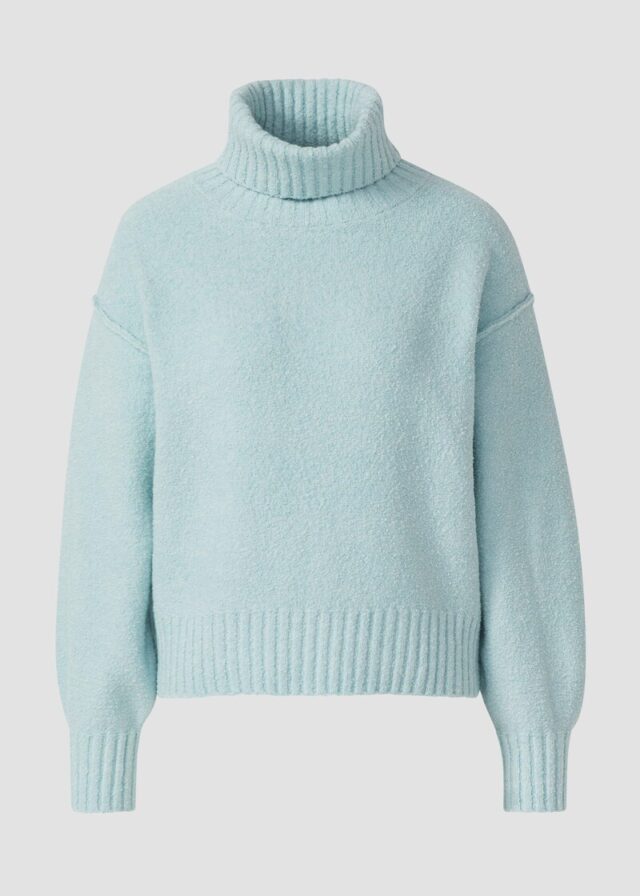 Bouclé-Strickpullover mit Rollkragen