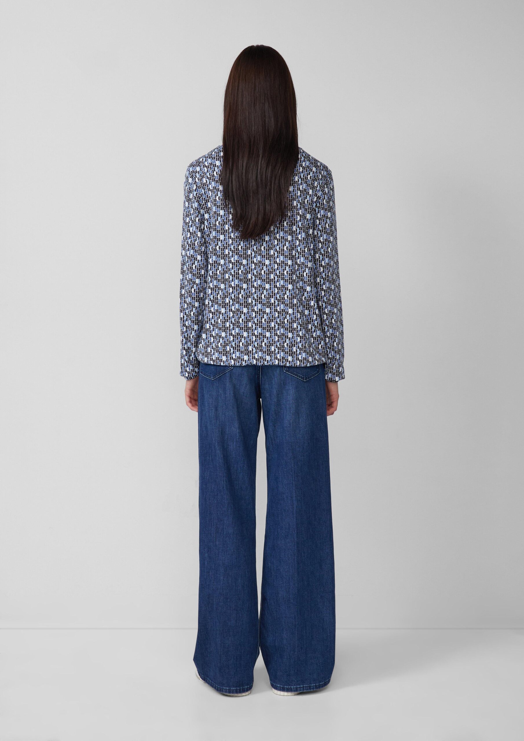 T-Shirt mit All-over-Print und Elastikbündchen