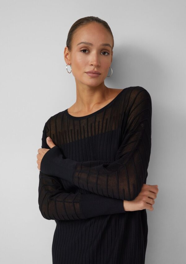 Feinstrick-Kleid mit Fledermausärmeln und Ottoman-Struktur