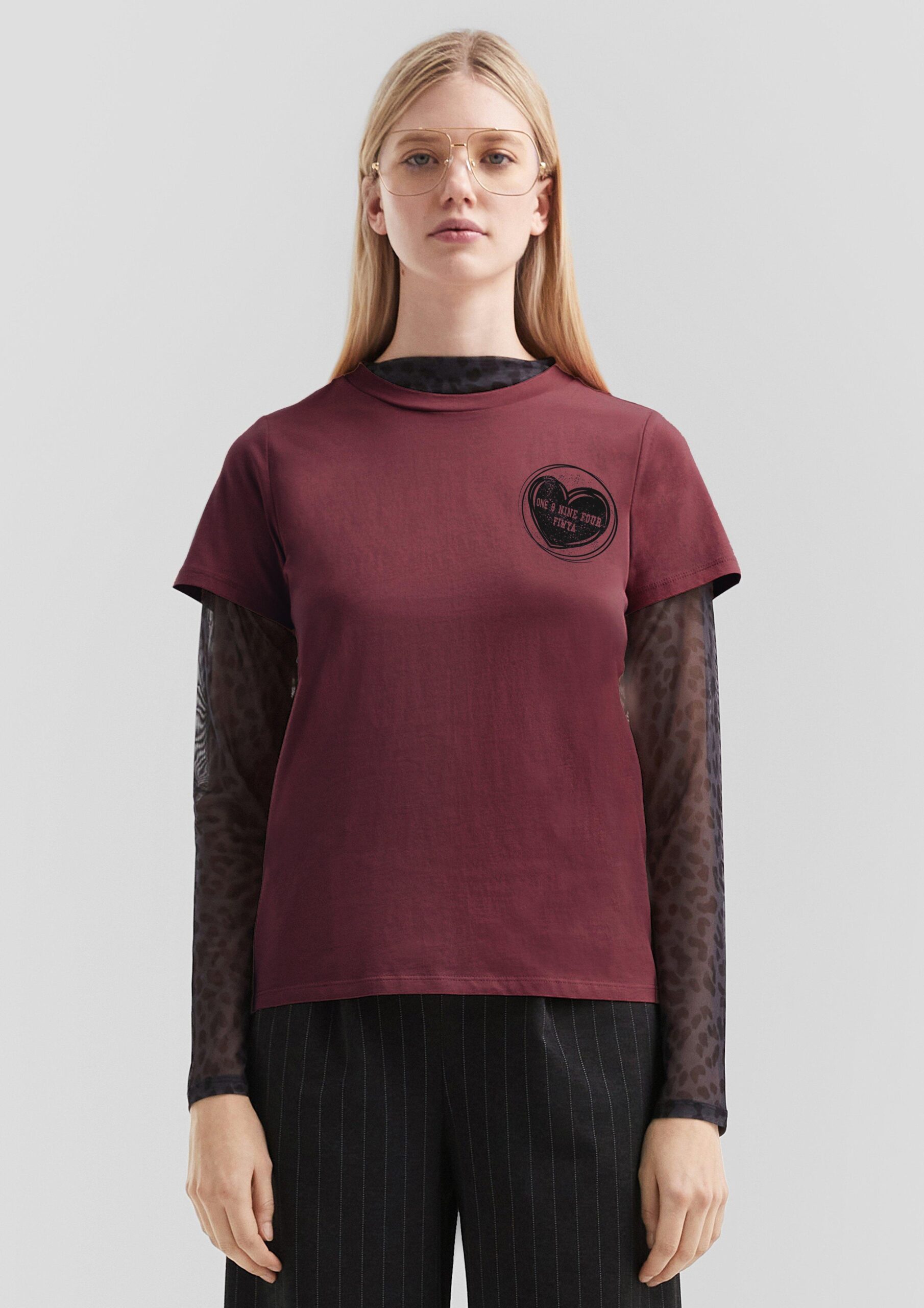 Baumwollshirt mit kleinem Frontprint