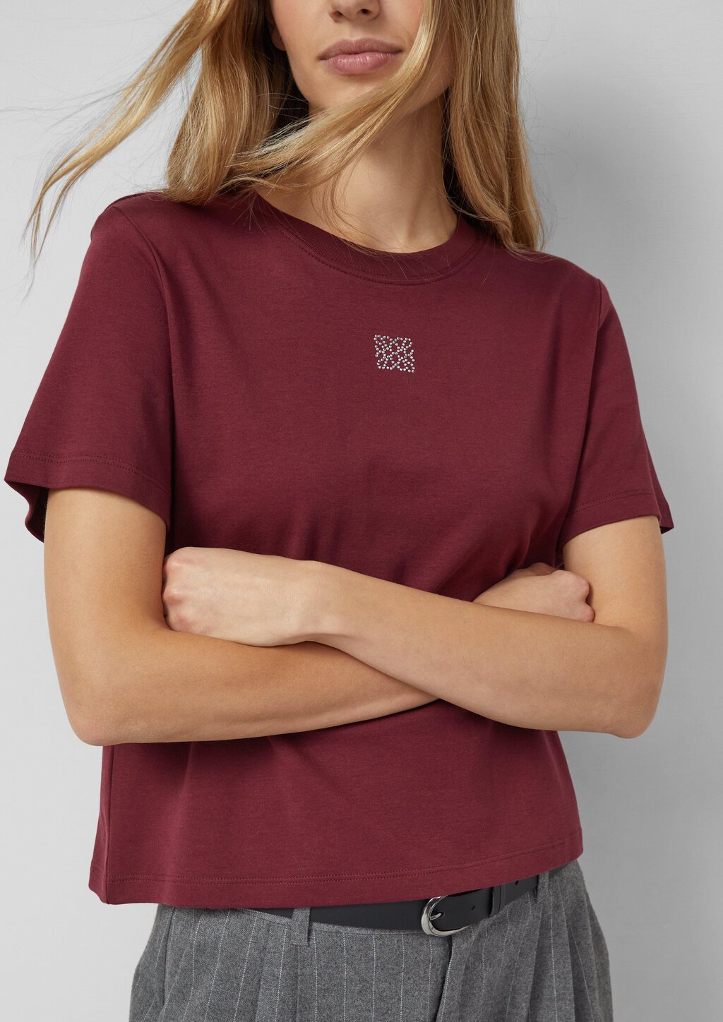 Verkürztes T-Shirt mit Glitzerstein-Details