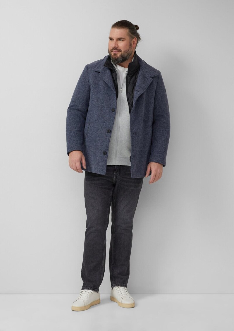 Strukturierter Mantel mit Wolle und fixiertem Insert