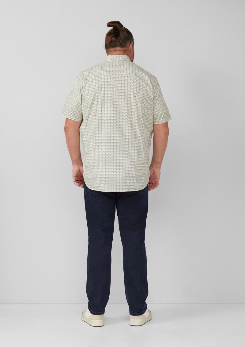 Regular Fit: Gemustertes Kurzarmhemd aus Baumwolle mit Button-Down-Kragen