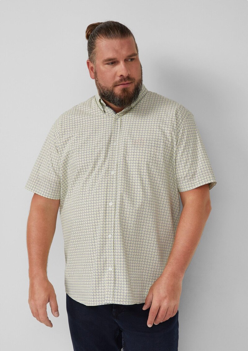 Regular Fit: Gemustertes Kurzarmhemd aus Baumwolle mit Button-Down-Kragen