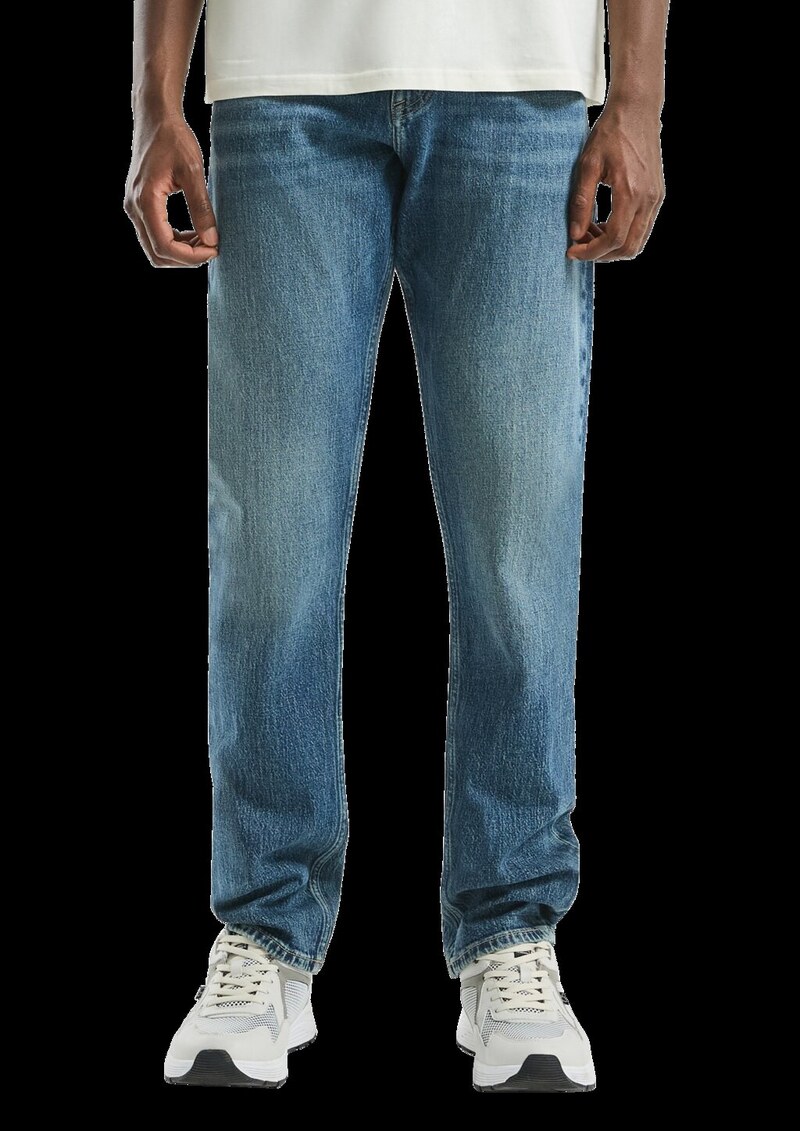 Denim Pete/ Regular Fit / Mid Rise / Straight Leg