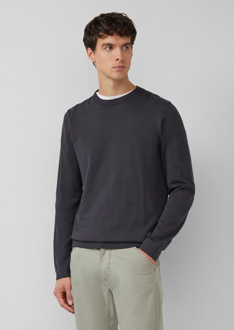 Fein gestreifter Pullover mit Crew Neck und abgesetzten Bündchen