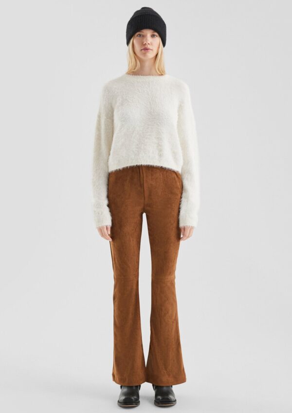 Hose in Wildlederoptik