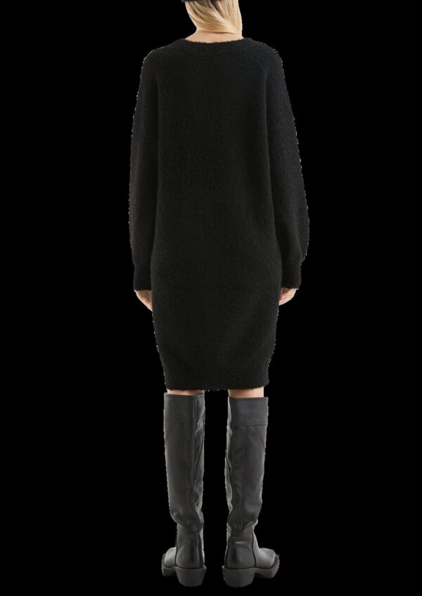 Flauschiges Strickkleid