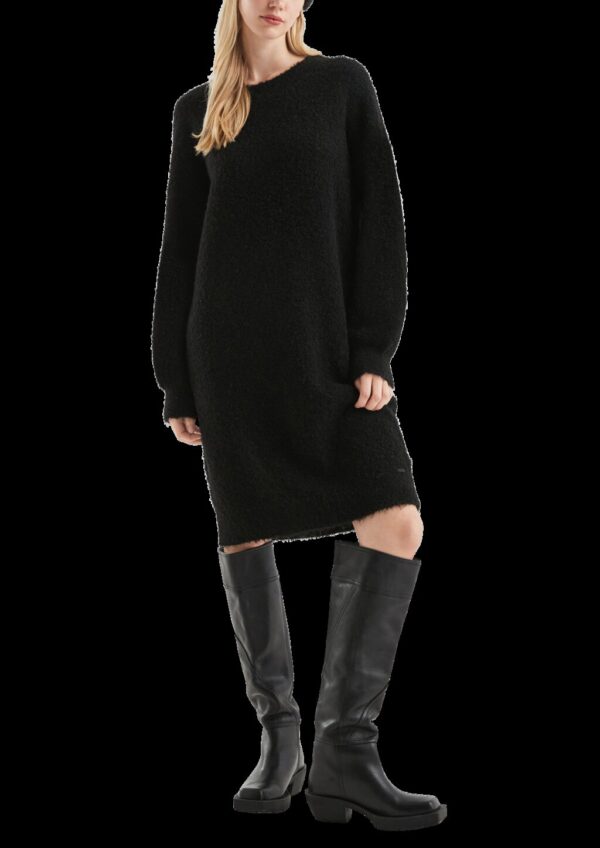 Flauschiges Strickkleid