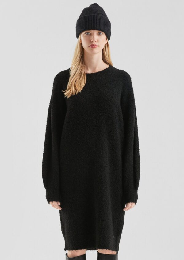 Flauschiges Strickkleid