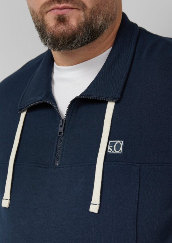 Sweatshirt mit Eingrifftaschen und Label-Patch