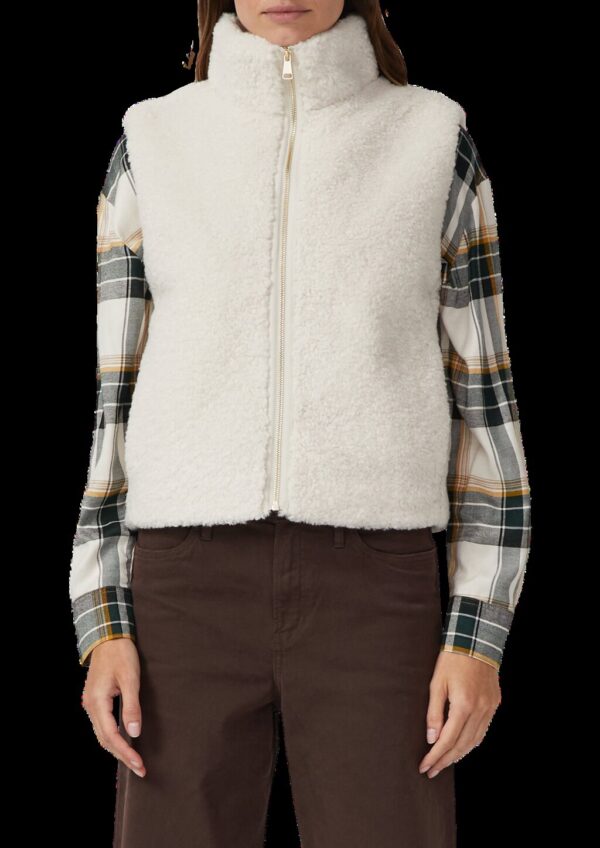 Weste aus Teddyplüsch mit Eingrifftaschen