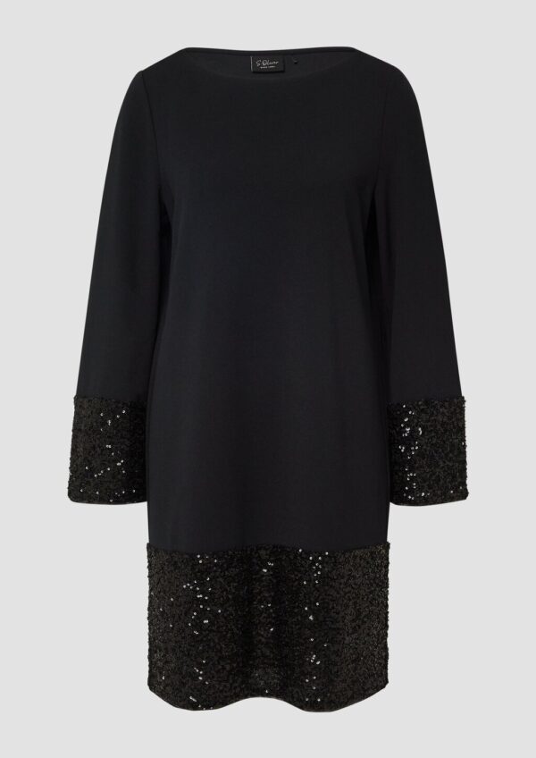 Kurzes Kleid mit Pailletten am Saum