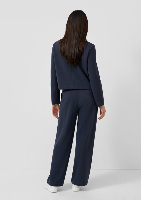 Boxy-Jacke mit leichtem Futter und Hemdkragen