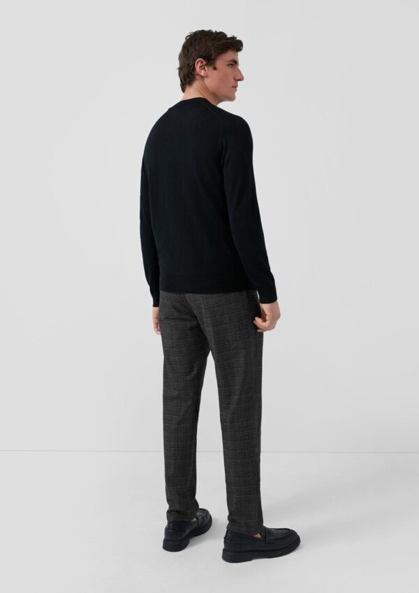 Detroit: Weiche Chinohose aus Baumwollstretch mit Bundfalten