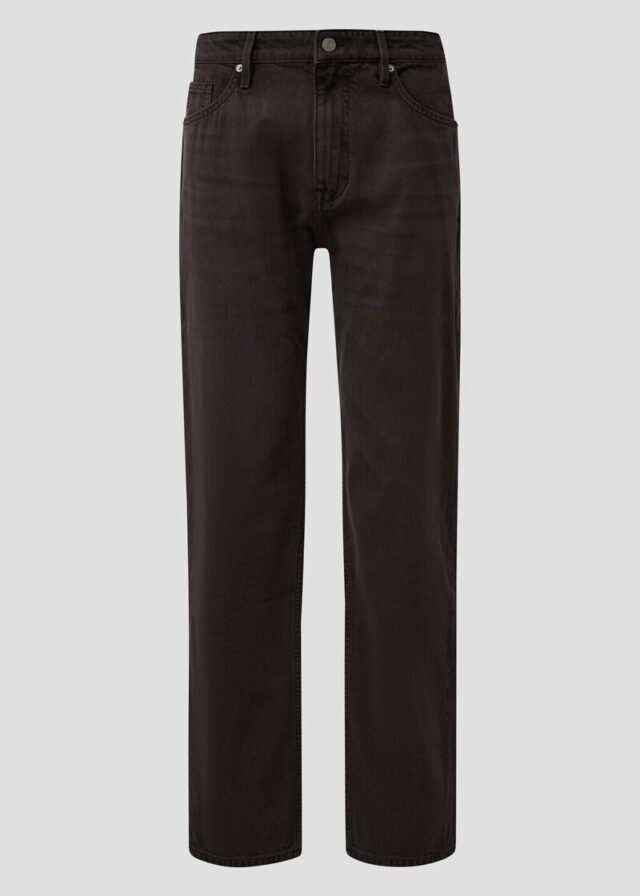 Coloured Denim Benito / Regular Fit / Mid Rise / Straight Leg