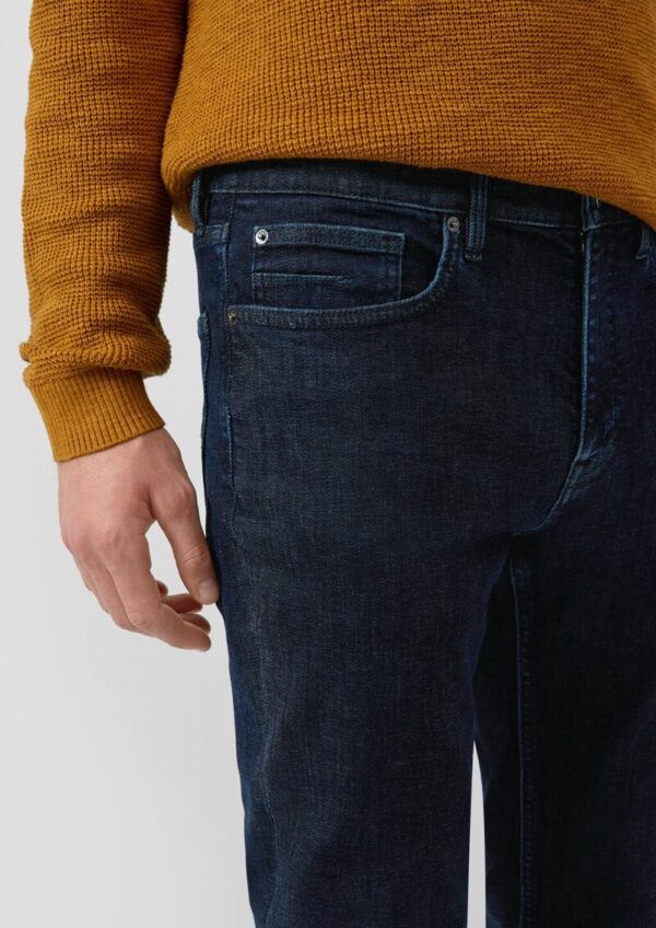 Jeans Nelio / Slim Fit / Mid Rise / Straight Leg / Hyperstretch