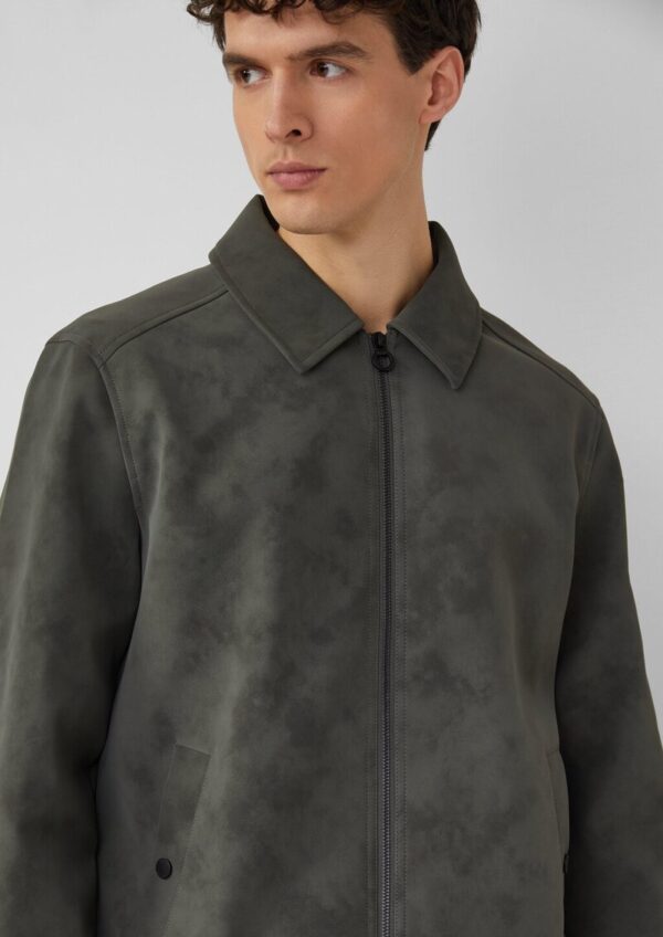 Outdoor-Jacke mit Coating und Metallreißverschluss