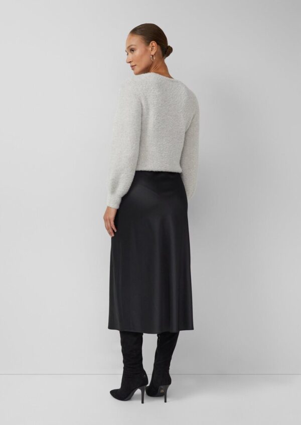 Satin-Rock in Midi-Länge