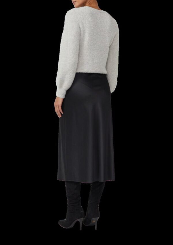 Satin-Rock in Midi-Länge