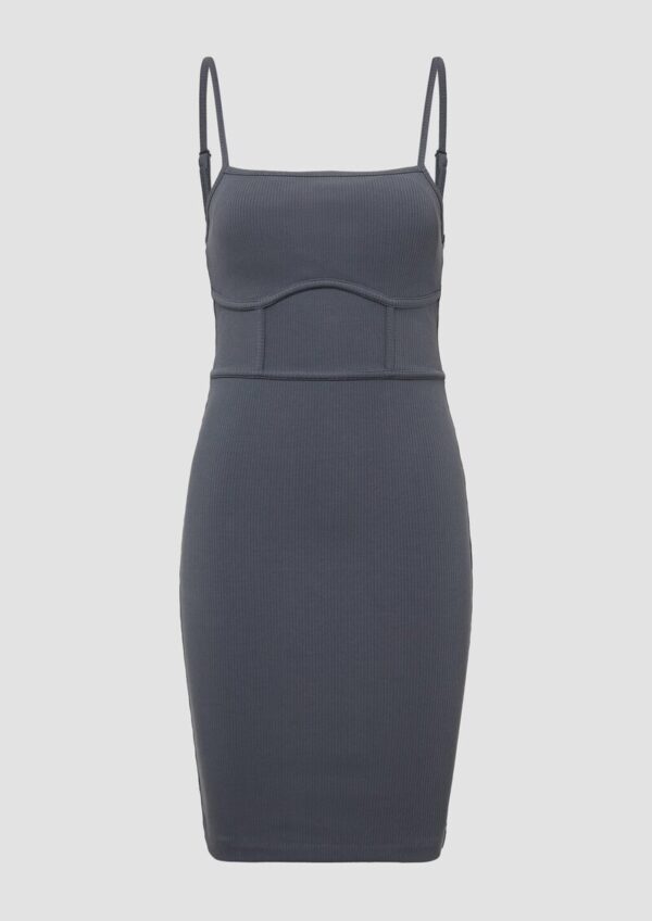 Elastisches Spaghettiträger-Kleid mit Nahtdetails | QS x Vanessa Mai