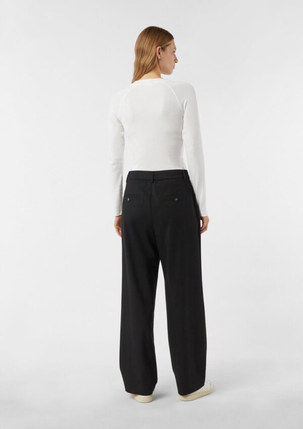 Schmales Longsleeve mit Raglanärmeln