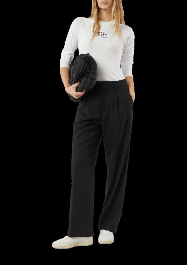 Schmales Longsleeve mit Raglanärmeln