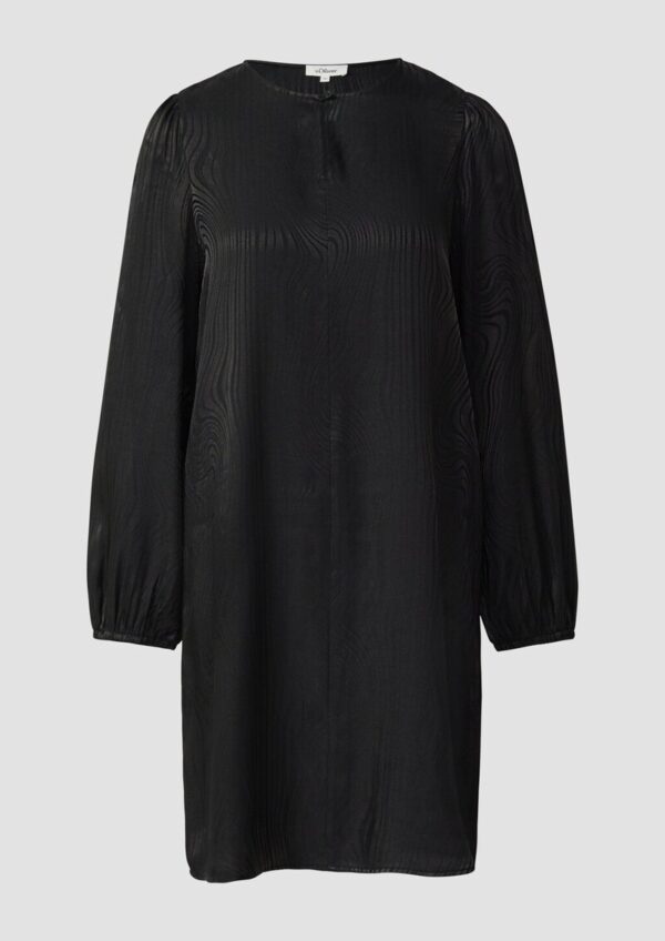 Fließendes Jacquardkleid mit Raffung