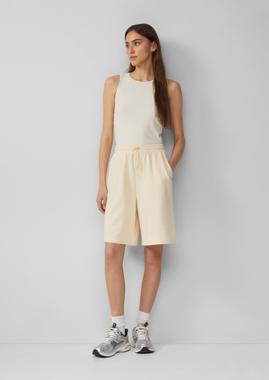 Lässige Bermudashorts aus Sweat | QS x Vanessa Mai