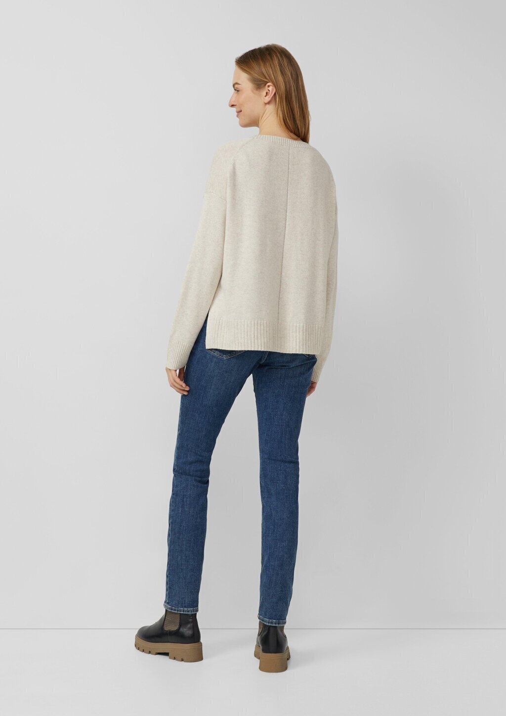 Strickpullover mit Seitenschlitzen