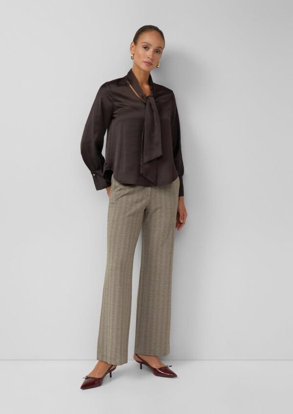 Satin-Bluse mit eleganter Kragen-Schluppe