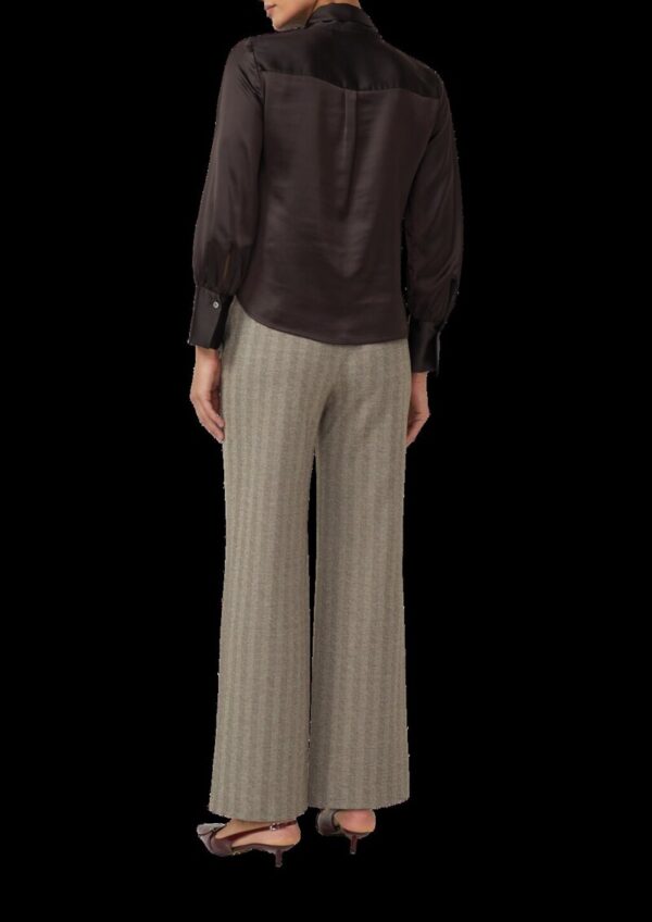 Satin-Bluse mit eleganter Kragen-Schluppe