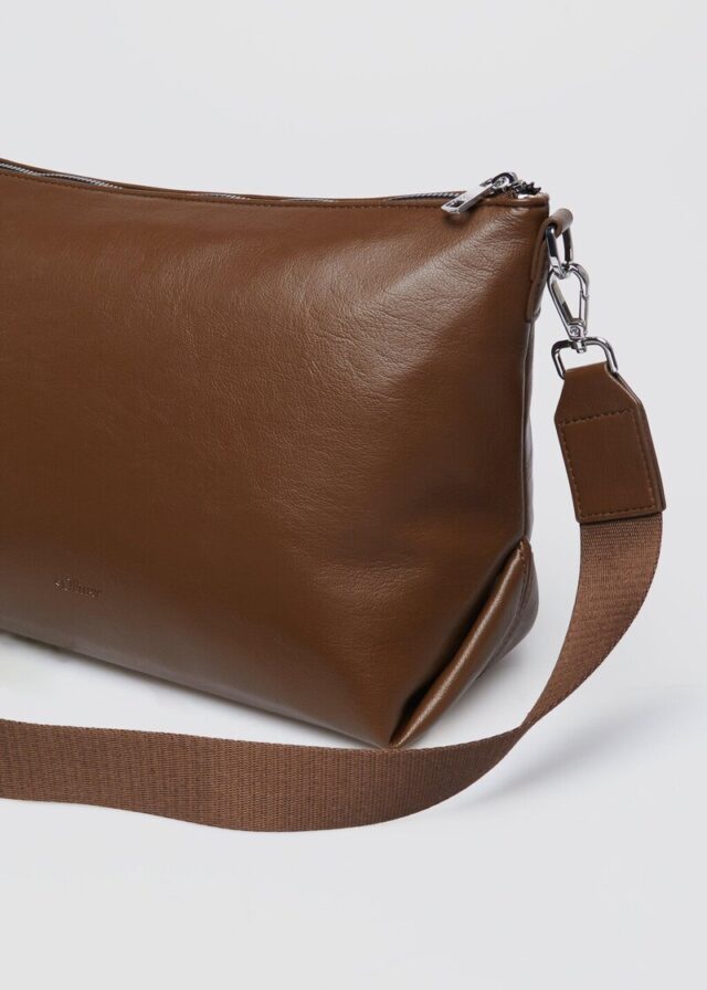 Schultertasche aus Lederimitat mit Logoprägung und abnehmbarem Schulterriemen