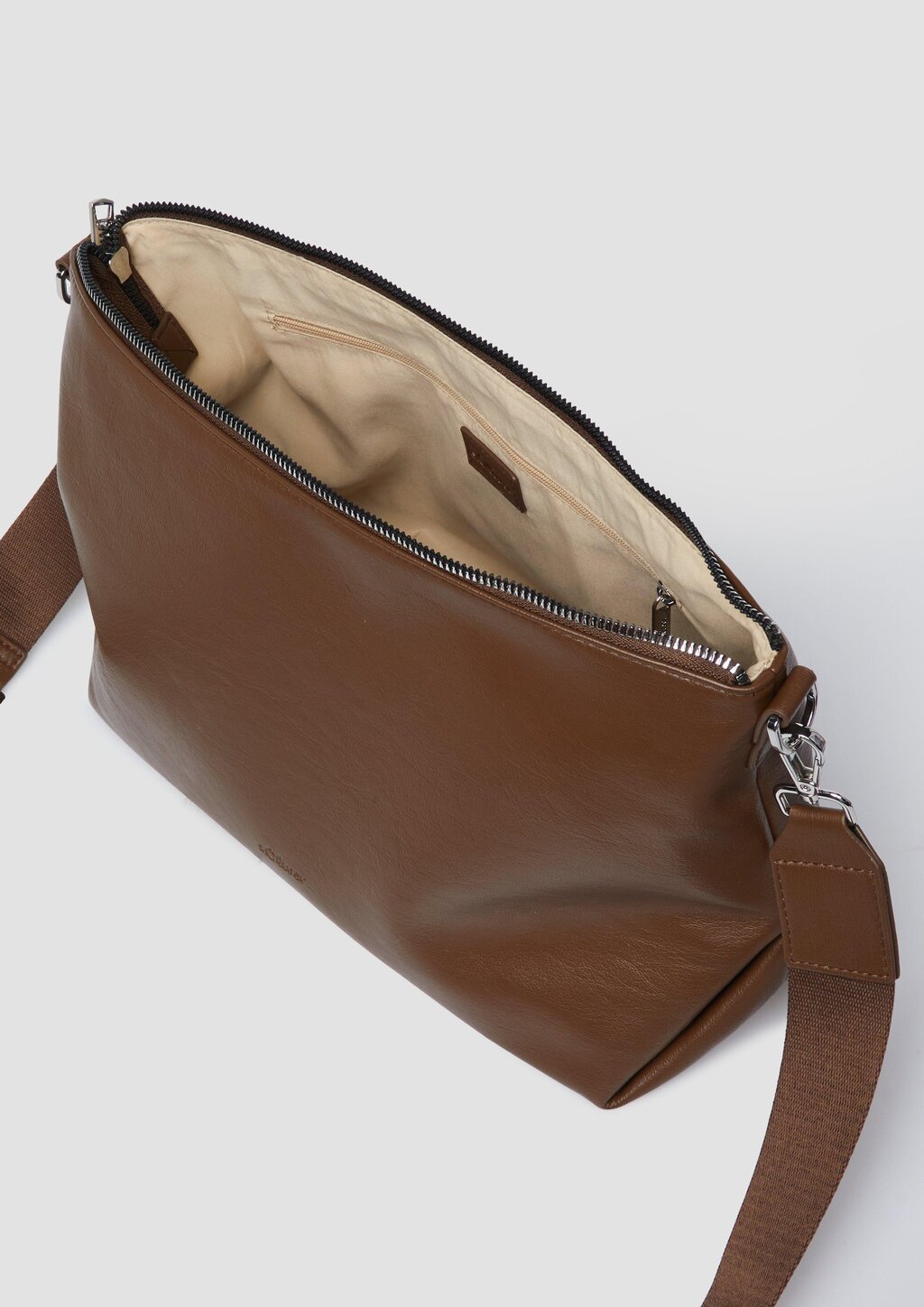 Schultertasche aus Lederimitat mit Logoprägung und abnehmbarem Schulterriemen