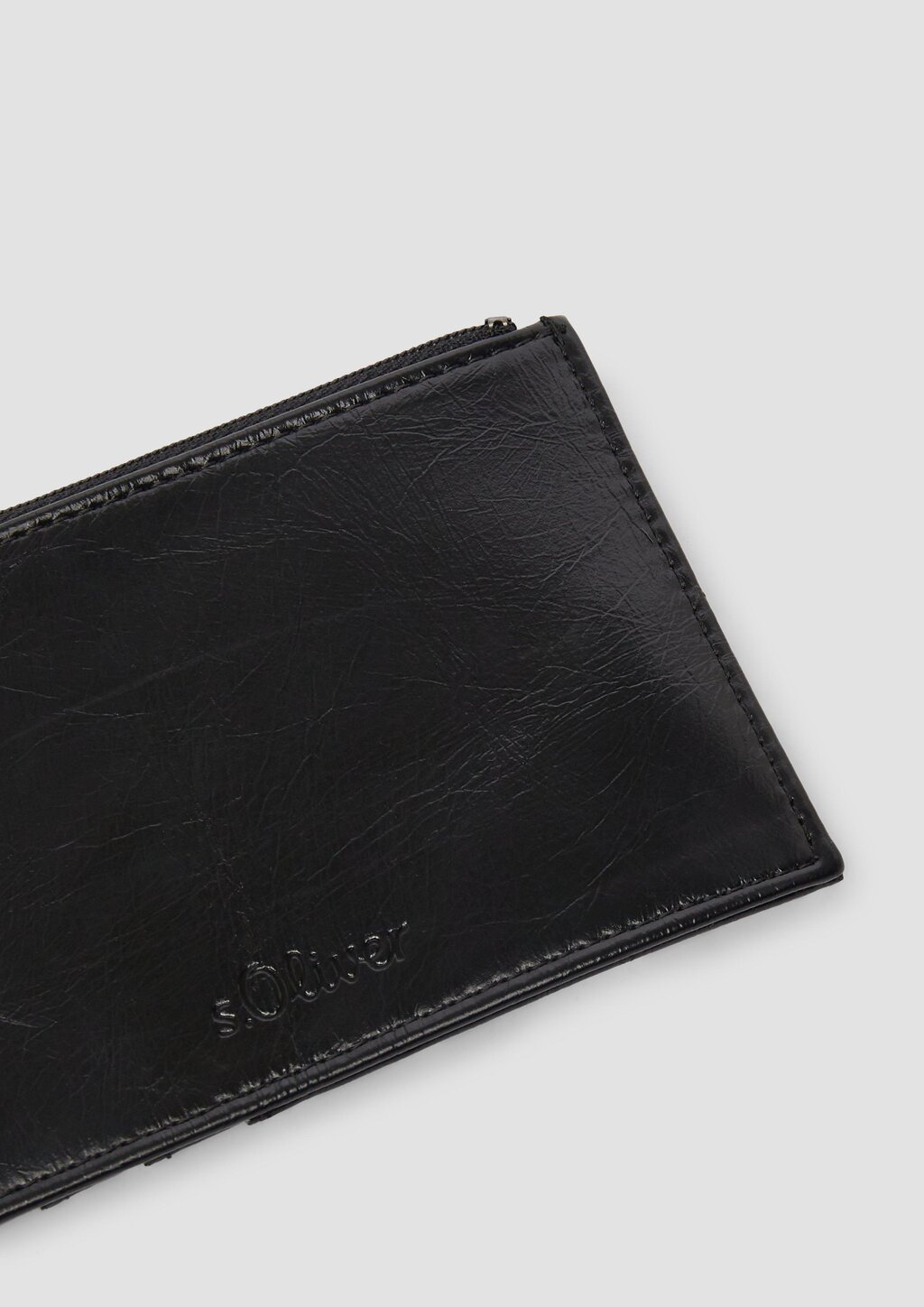 Schmale Gedbörse aus Lederimitat mit Kartenfächern und Münzfach mit Reißverschluss