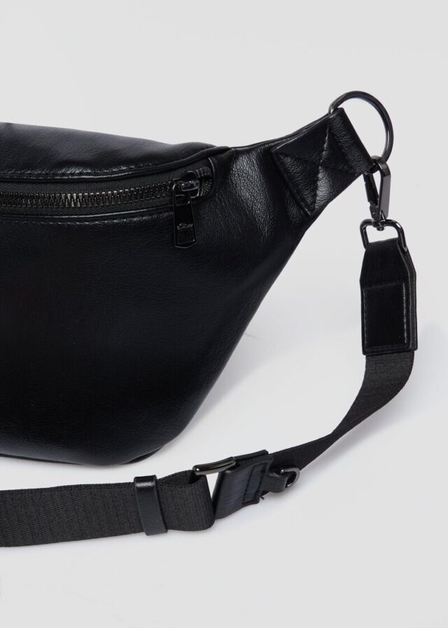 Crossbody Bag mit zweitem Reißverschlussfach Innen