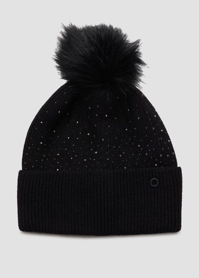 Strickmütze mit Schmucksteinen