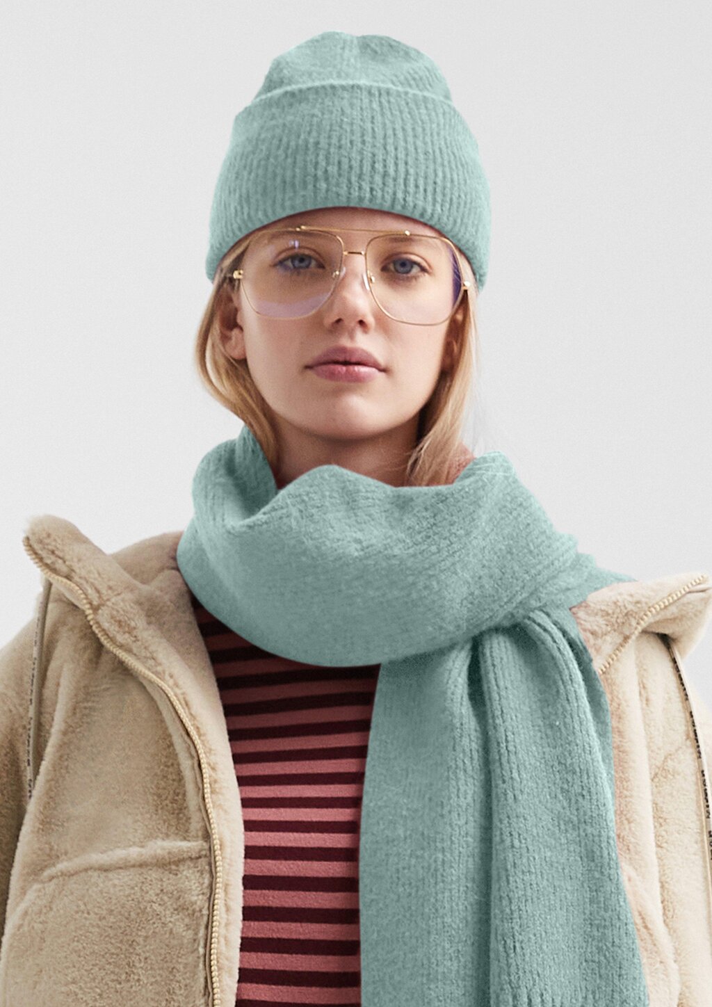 Kuschelige Mütze mit Umschlag