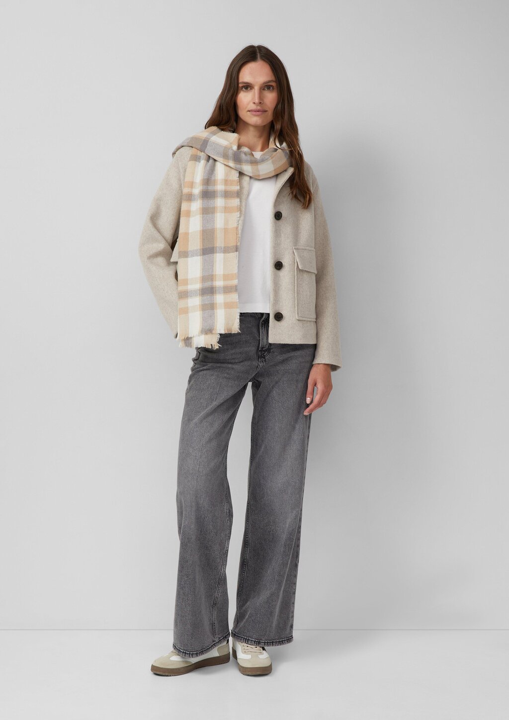 Karierter Schal mit offenem Kantenfransen