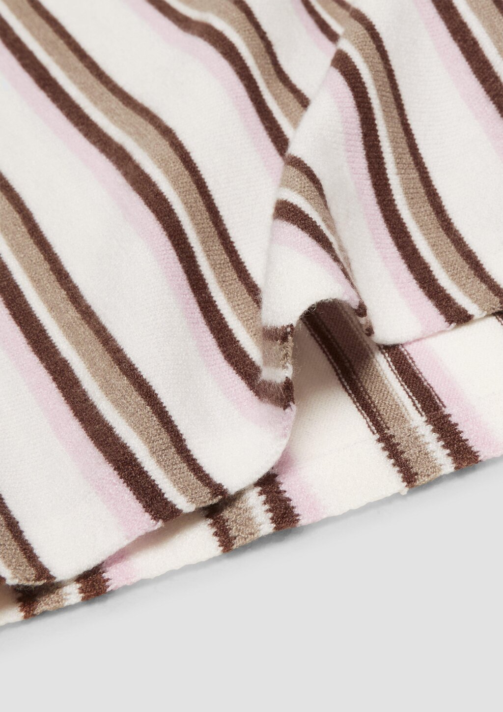 Feinstrick Loop-Schal mit Streifenmuster