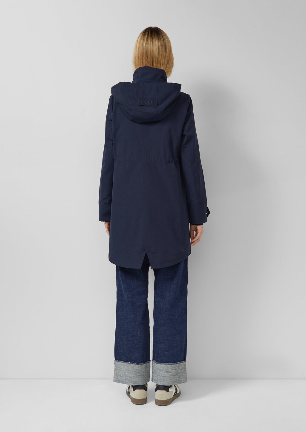 Parka mit Kapuze und Taillenregulierung