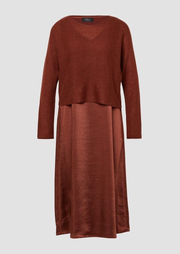 Set aus Satinkleid und Pullover aus Alpaka-Wollmix