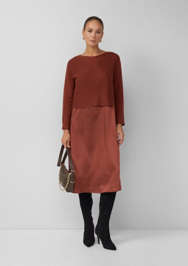 Set aus Satinkleid und Pullover aus Alpaka-Wollmix