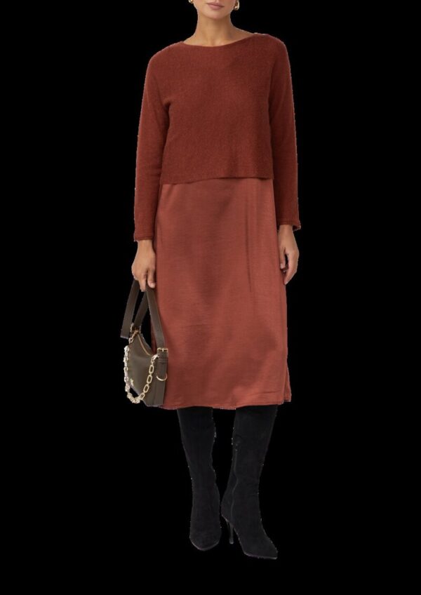 Set aus Satinkleid und Pullover aus Alpaka-Wollmix