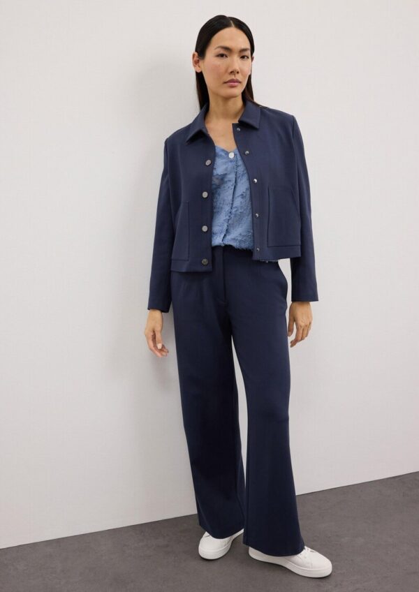 Elastische Stoffhose mit High Rise und weitem Bein