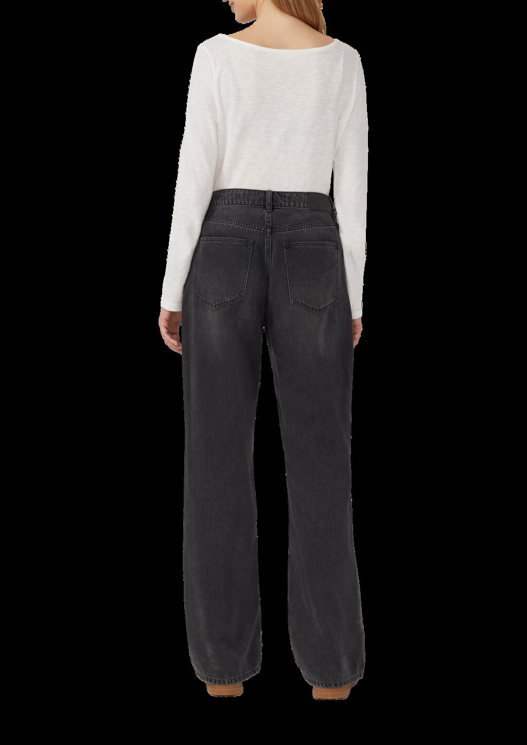 Beth Boyfriend / Relaxed Fit / Mid Rise / Straight Leg