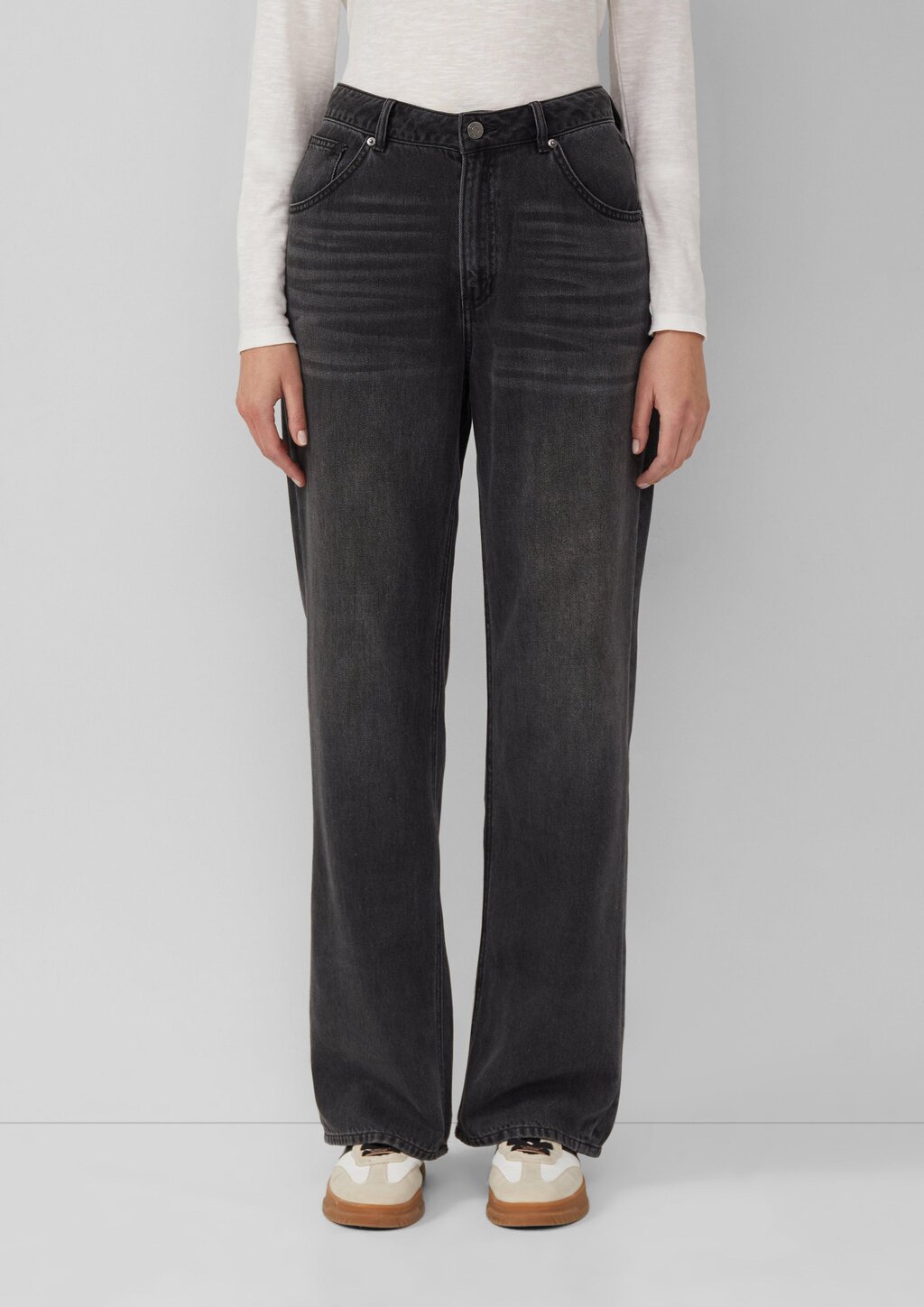 Beth Boyfriend / Relaxed Fit / Mid Rise / Straight Leg