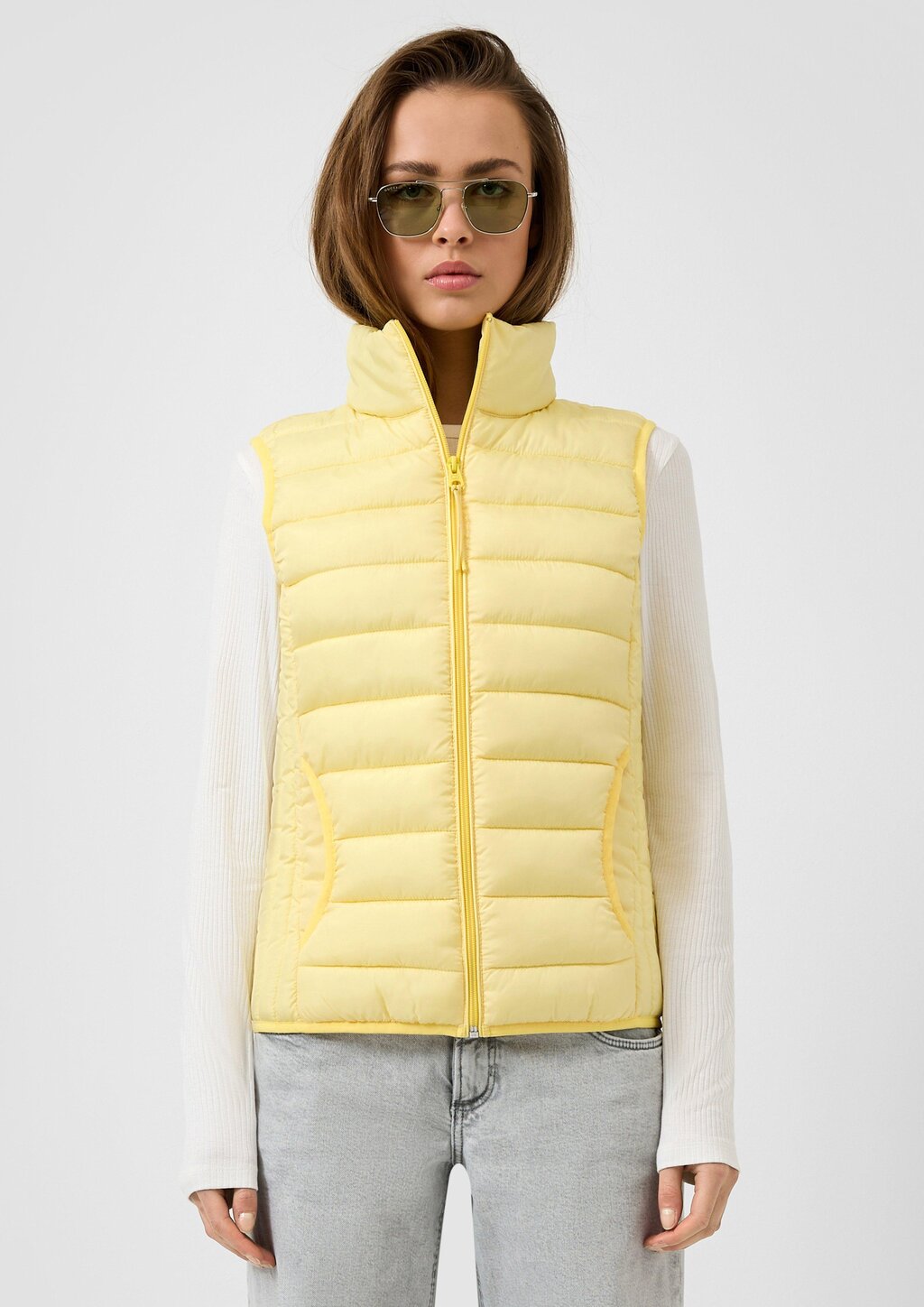 Steppweste mit Stehkragen