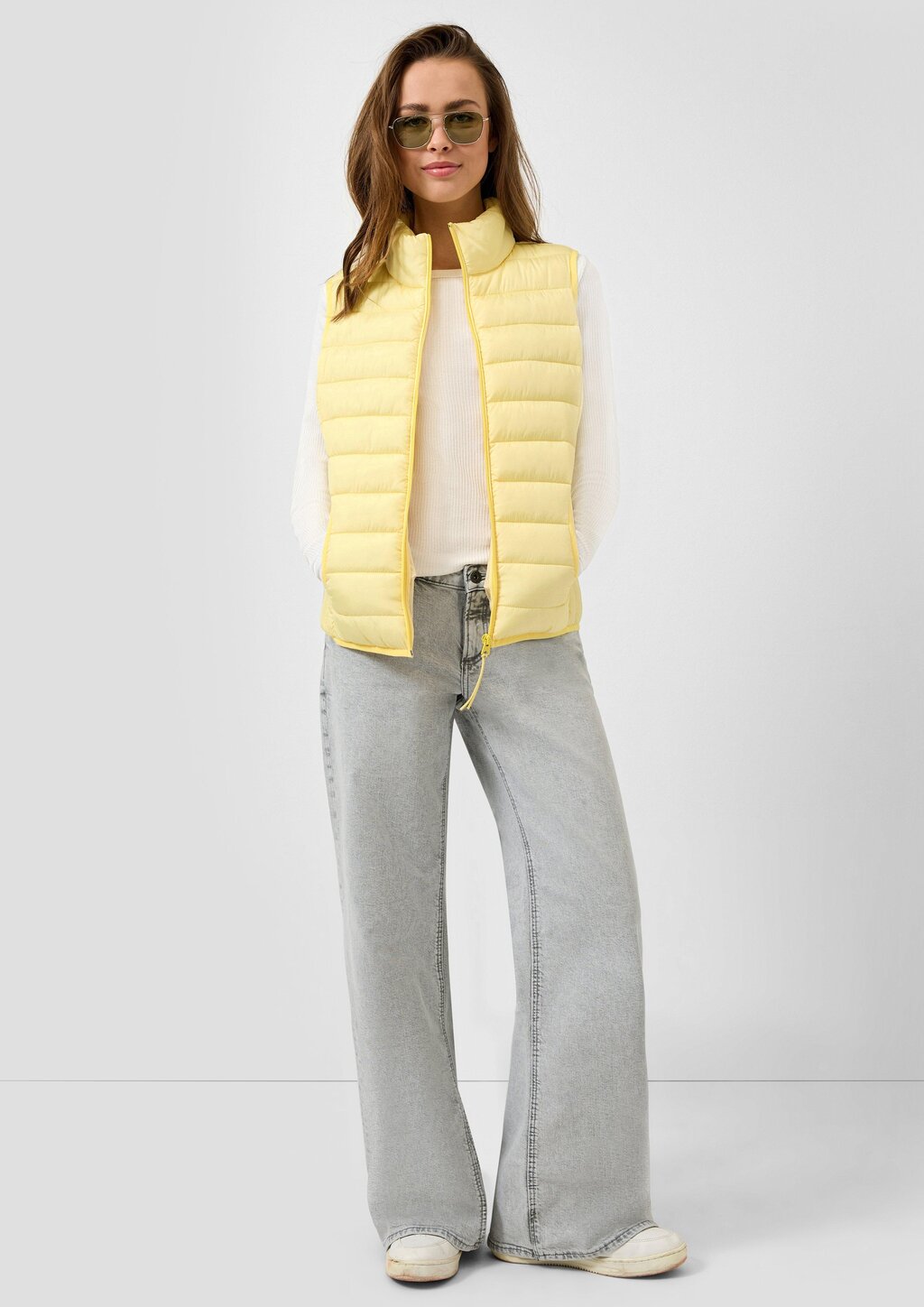 Steppweste mit Stehkragen