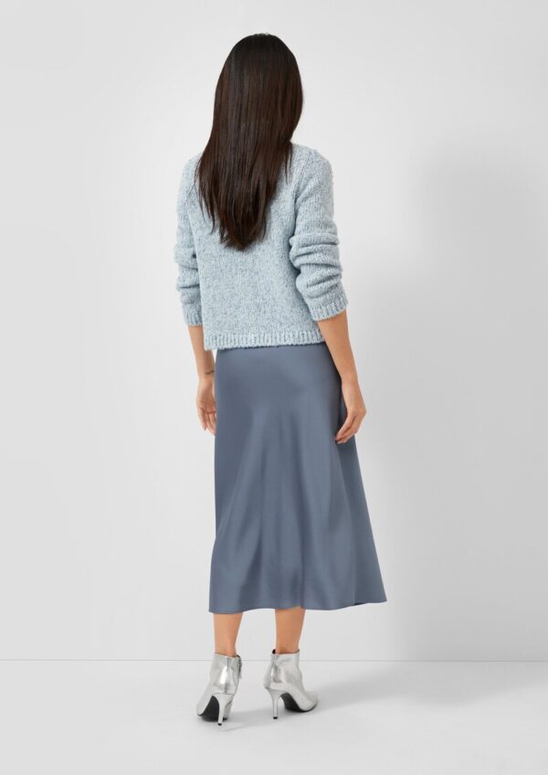 Glänzender Satin-Midirock